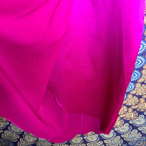 Neon pink midi party dress - Picture 10 of 11